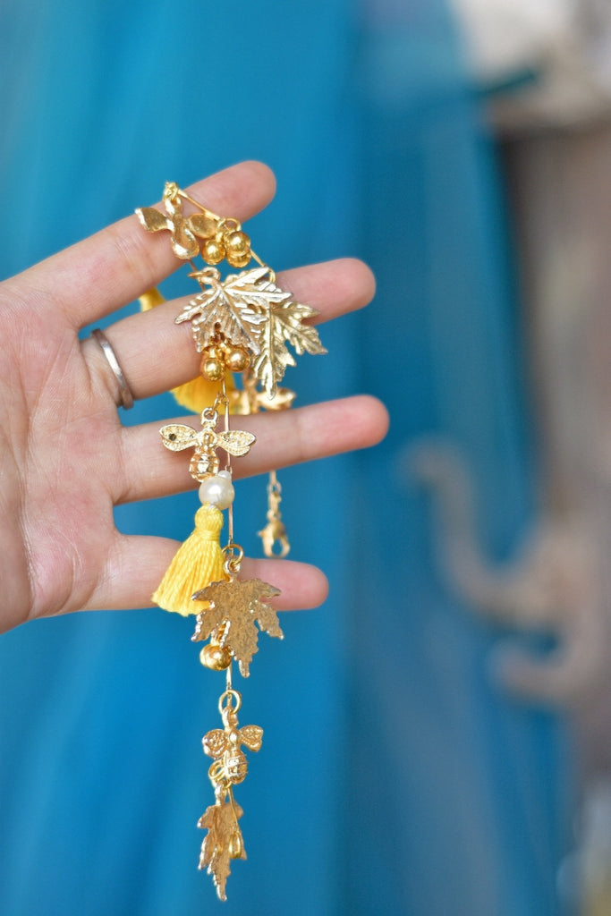 Bee Anklet - CHAPTER 13