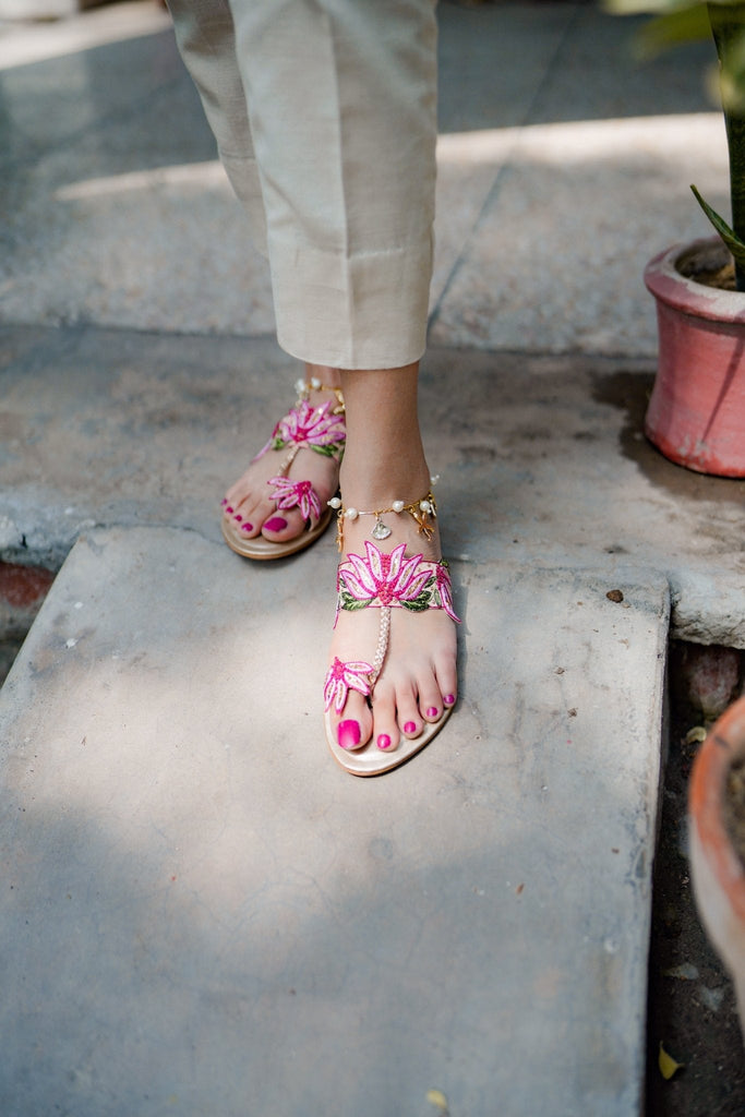 Fancy Kohlapuri | Mumtaz - CHAPTER 13