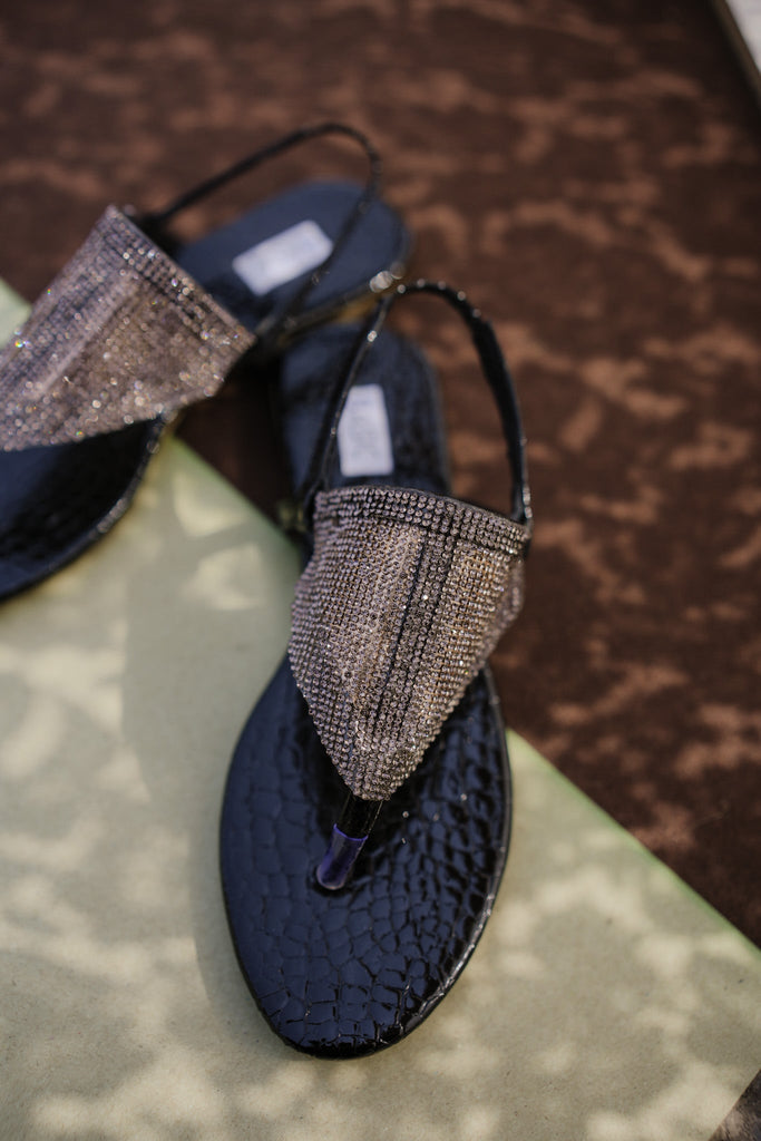 Formal Sandals | Luna Spark - CHAPTER 13