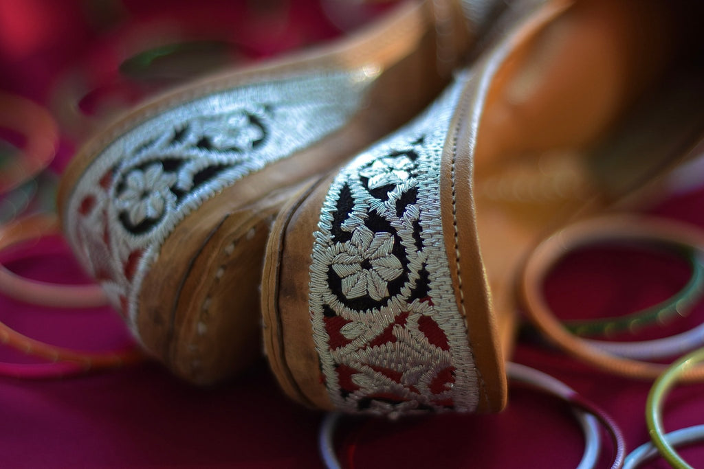 Khussas | Phoolbail - CHAPTER 13