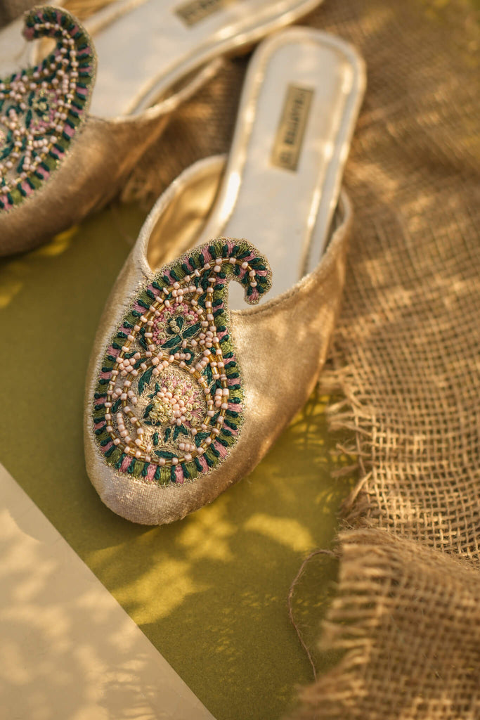 Mule | Kairi - CHAPTER 13