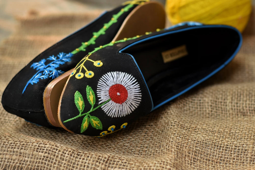 Pumps | Dandelion - CHAPTER 13