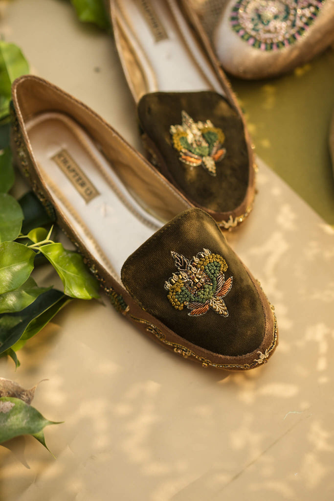 Pumps | Gul e Daudi III - CHAPTER 13