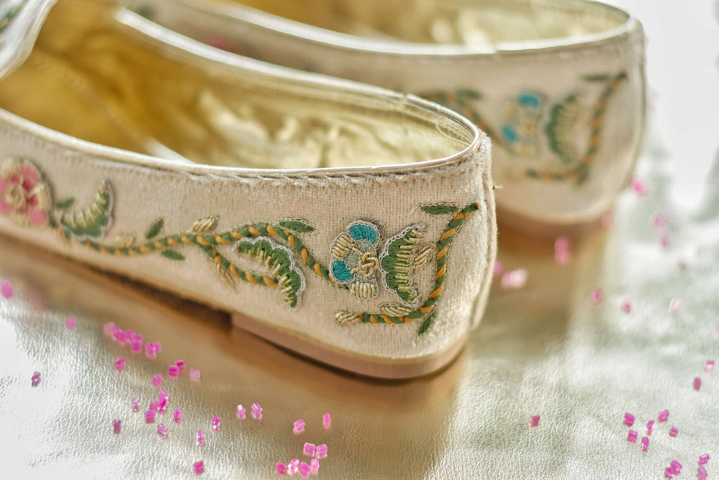 Pumps | Italian Gardens - CHAPTER 13