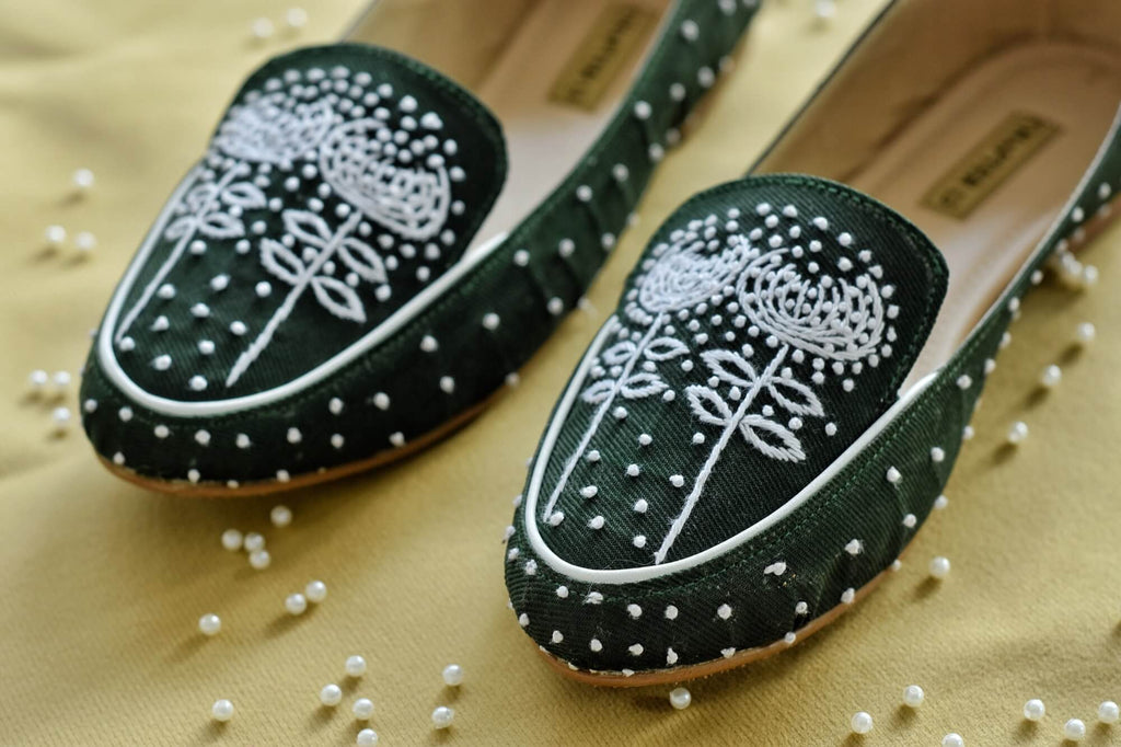 Pumps | Lily - CHAPTER 13