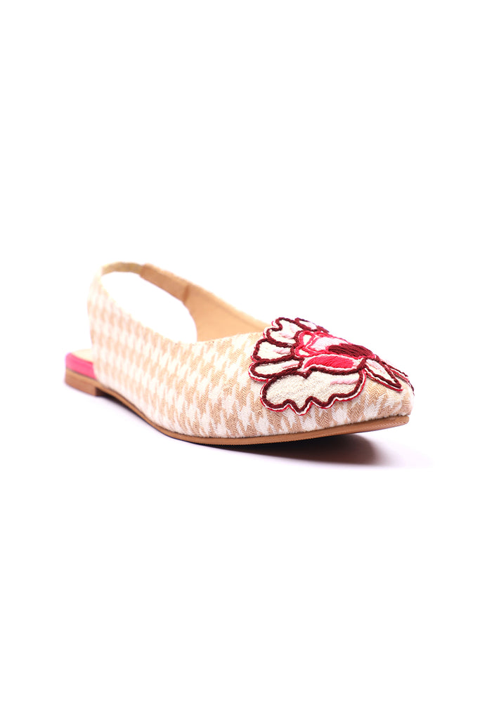 Houndstooth printed fabric sling back with appliqué floral on top