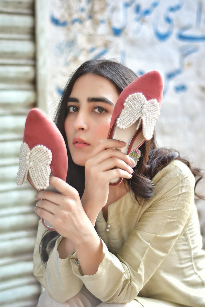 Mule | Pearly Butterfly - CHAPTER 13